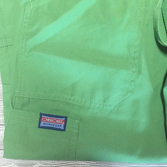 Cherokee Workwear Scrub Set NEW - Picture 7 of 11